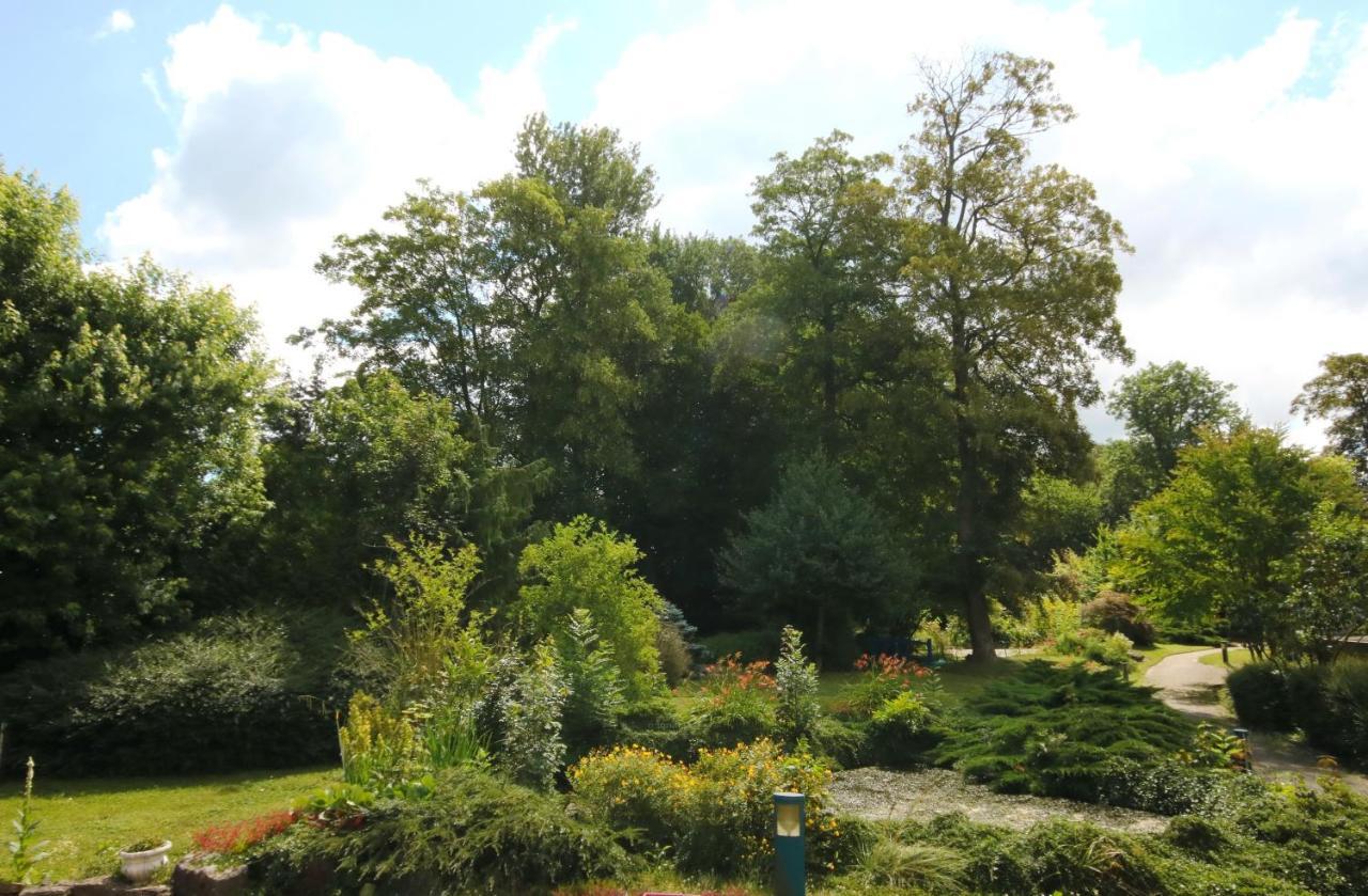 Le Manoir De La Mantille Caudry Экстерьер фото