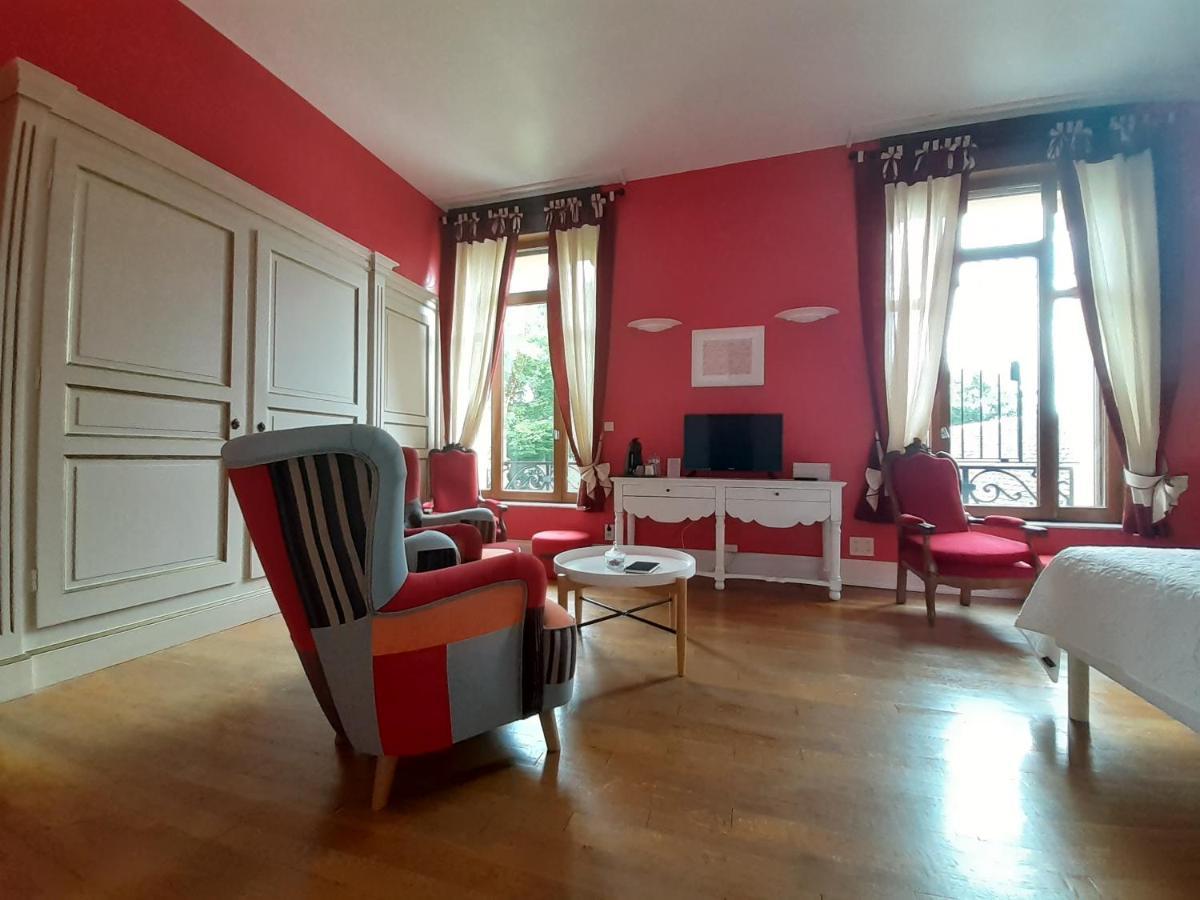 Le Manoir De La Mantille Caudry Экстерьер фото